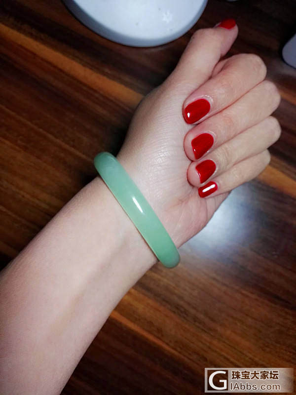 终于出坑，秀刚收到的小绿贵妃，纪念我纠结的四个月寻镯经历_手镯翡翠