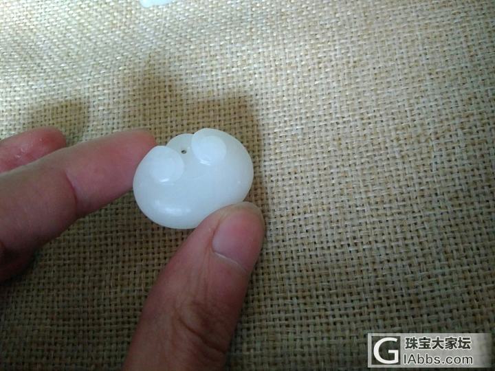 出两个萌版宝宝锁_挂件和田玉