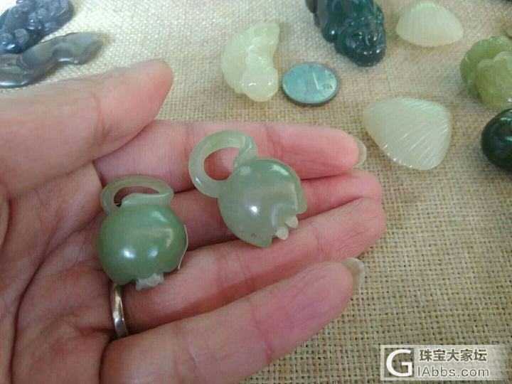 出两个萌版宝宝锁_挂件和田玉