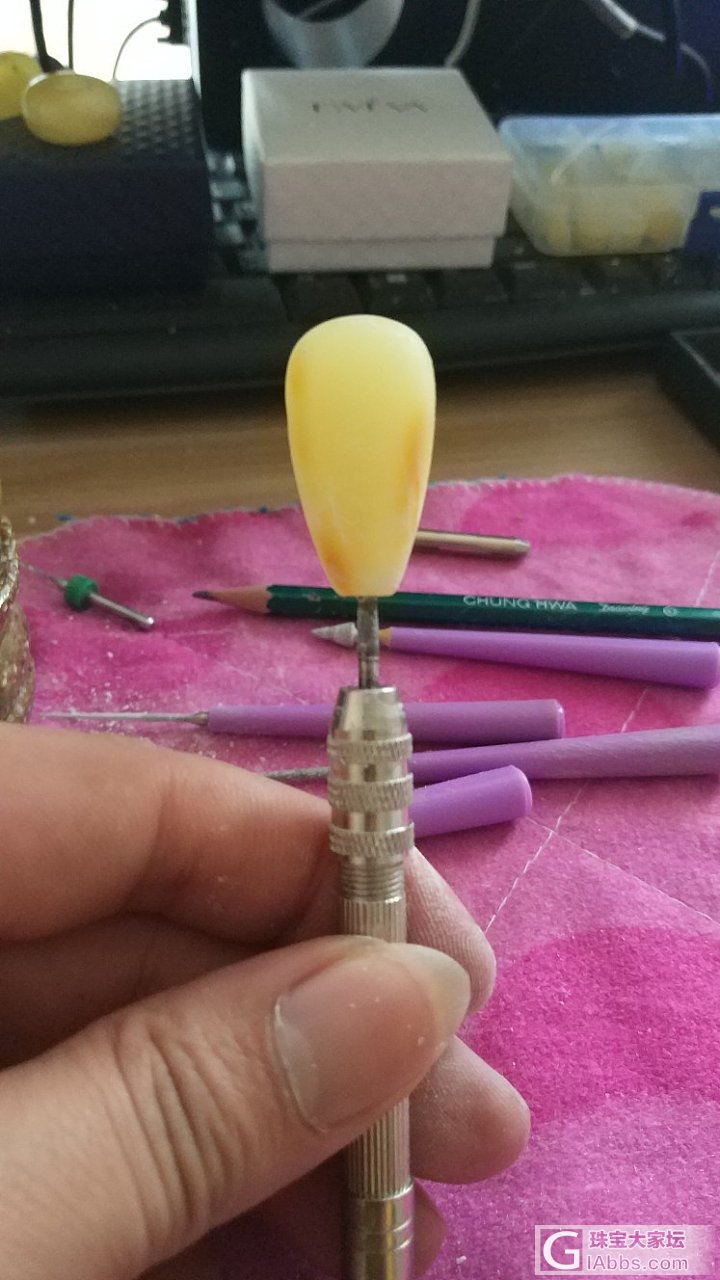 蜜蜡三通制作过程_打磨琥珀蜜蜡