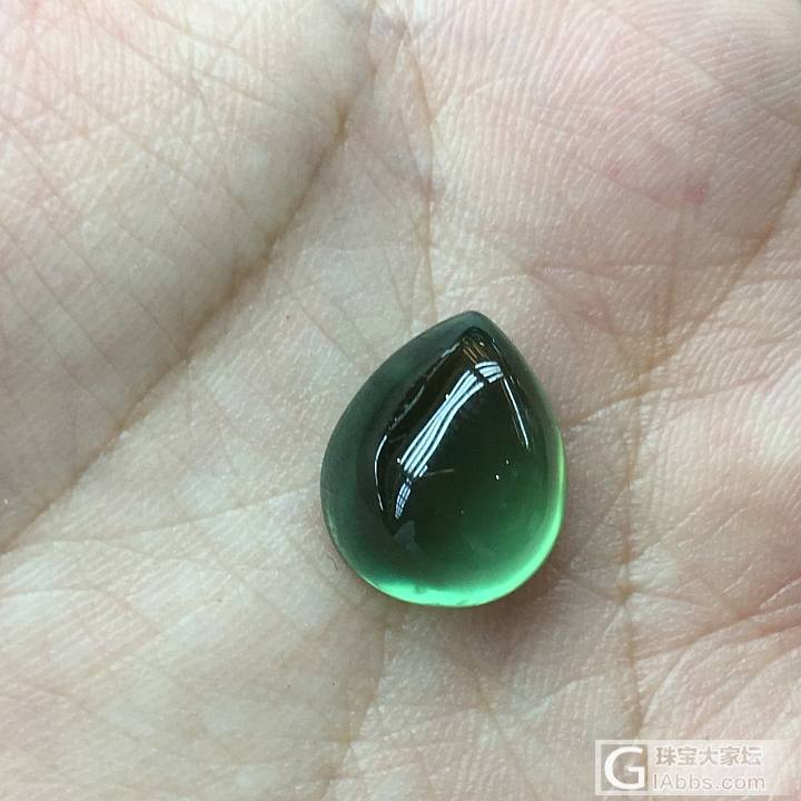 绿油油的葡萄石_蛋面葡萄石