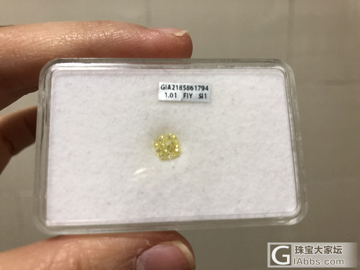 浓彩黄黄钻终于酱油到手了 求个赞_彩钻戒指翡翠