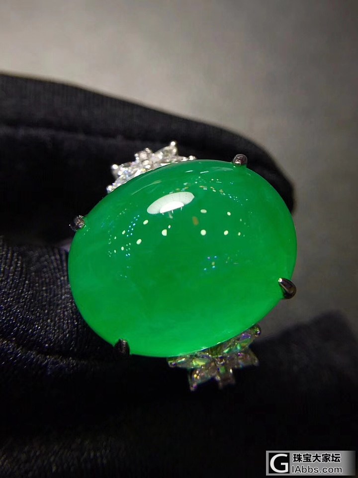 【永恒15号】18k金天然南非钻石镶嵌哥伦比亚祖母绿戒指 15.1ct_祖母绿戒指