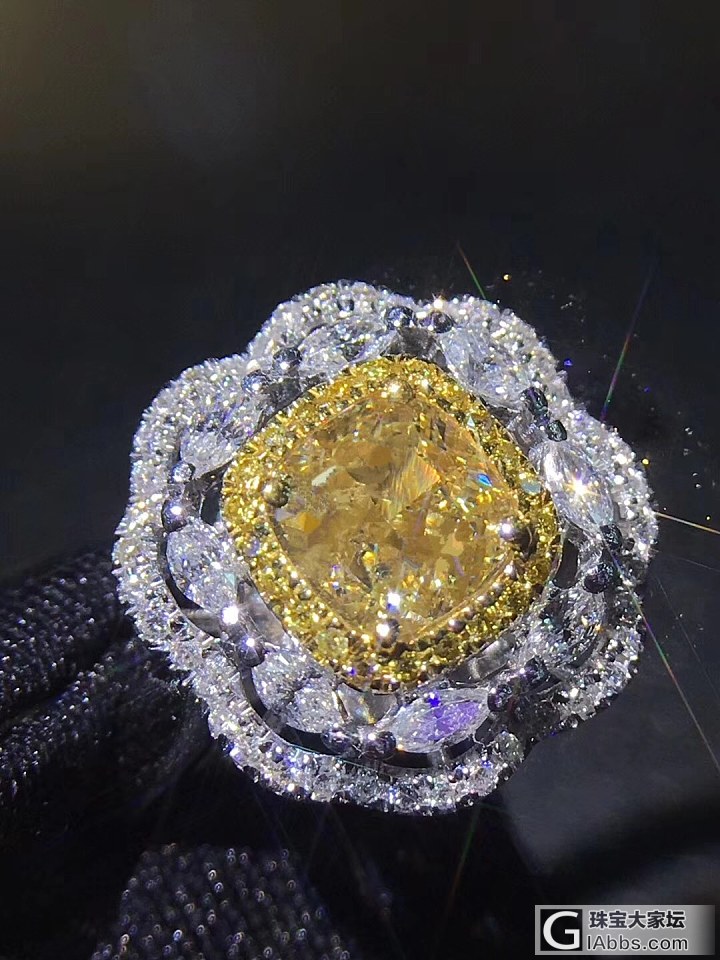 【闪耀1号】18k金钻石镶嵌天然黄钻戒指 主石1.01ct 副钻0.381ct_彩钻戒指