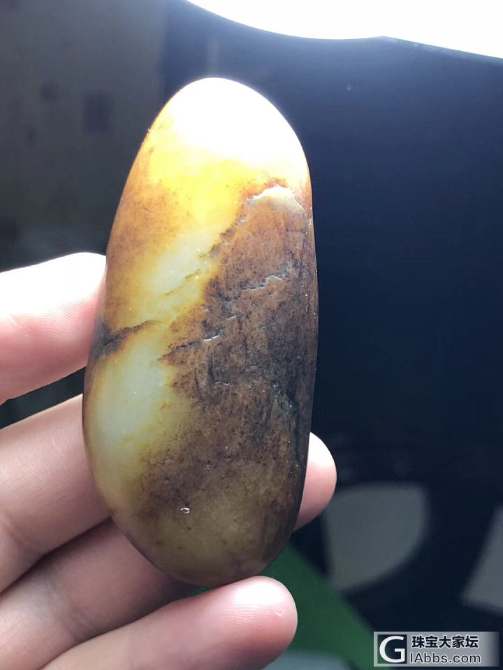 玩玉的圈子里，从来都不缺乏故事，淘到宝了，欢呼雀跃；吃了药，捶胸顿足。
一直以来..._和田玉