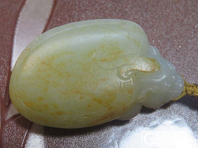 萌萌的带皮高背龙龟_挂件和田玉
