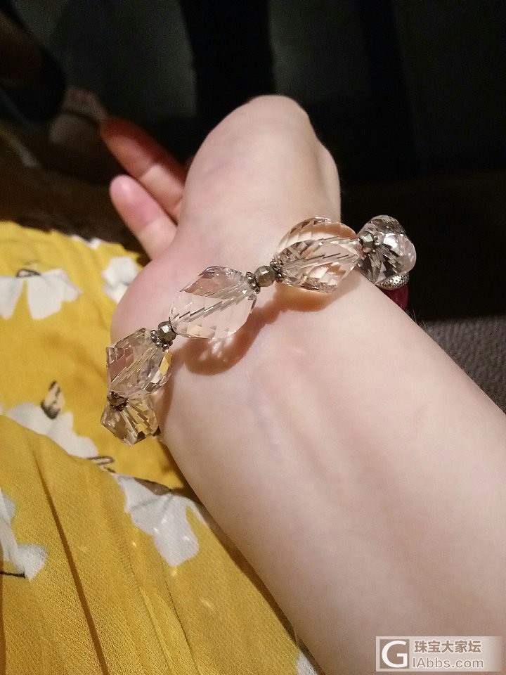 大颗粒的冰块 夏日吃辣菜绝配_珠串白水晶