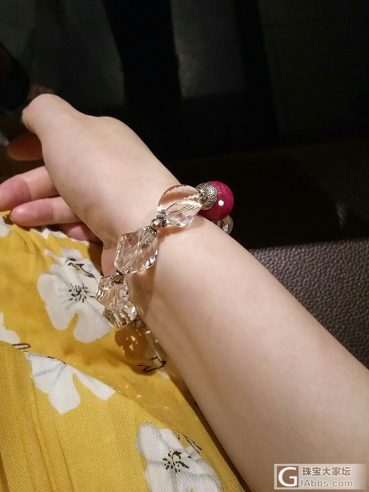 大颗粒的冰块 夏日吃辣菜绝配_珠串白水晶