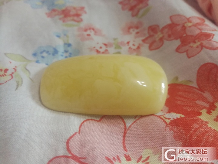 急出一块完美的白花蜡，价格超级划算_挂件蜜蜡