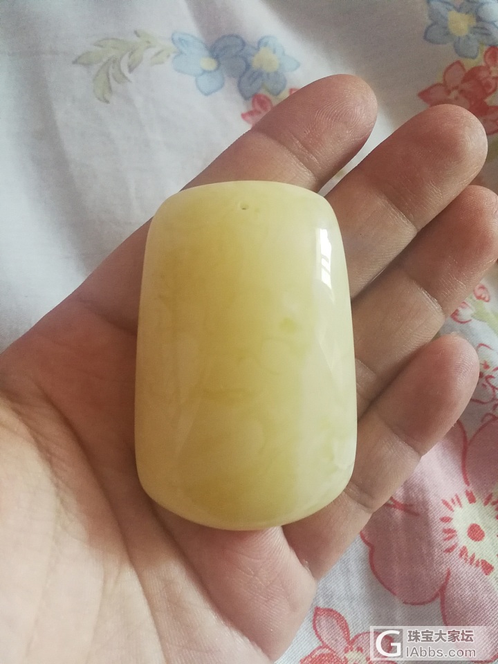 急出一块完美的白花蜡，价格超级划算_挂件蜜蜡