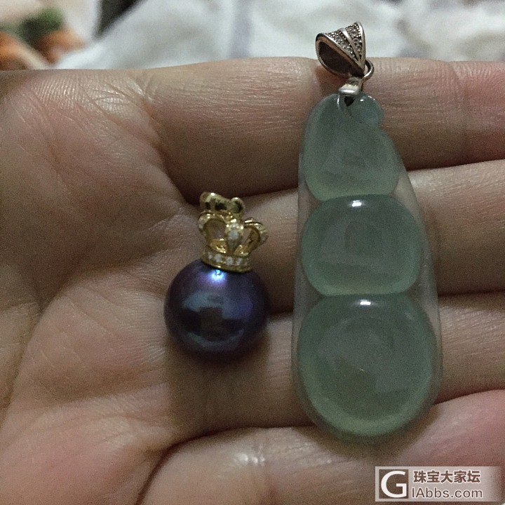出翡翠大仓啦_手镯挂件翡翠