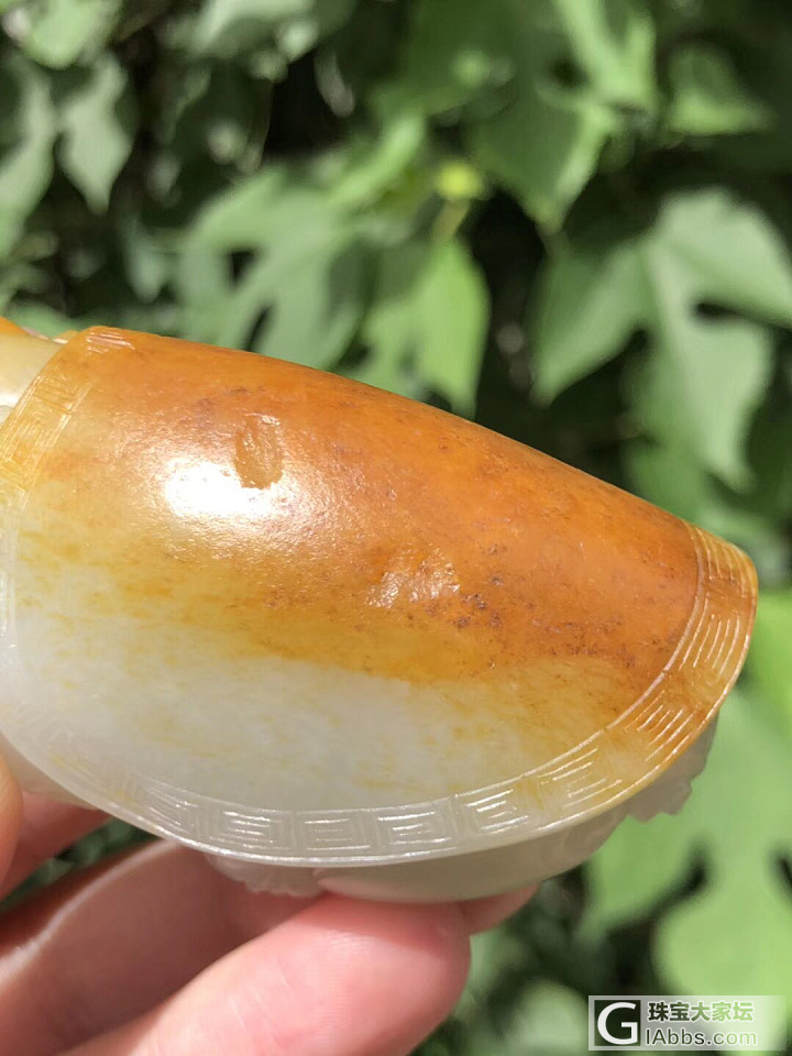 玩玉的圈子里，从来都不缺乏故事，淘到宝了，欢呼雀跃；吃了药，捶胸顿足。
一直以来..._和田玉
