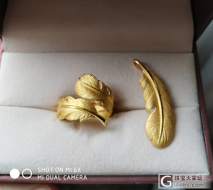 都是，真爱，啊_周生生戒指手链吊坠金
