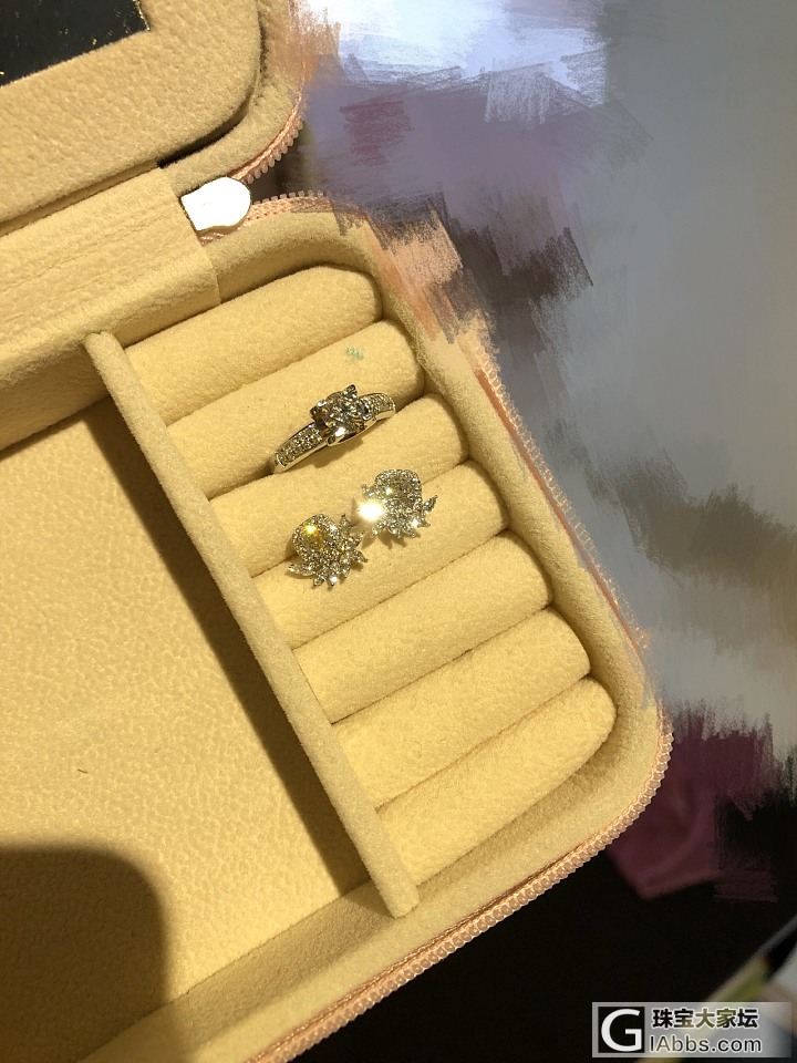 新入的钻石耳钉 第一副钻石耳钉_异形钻耳钉