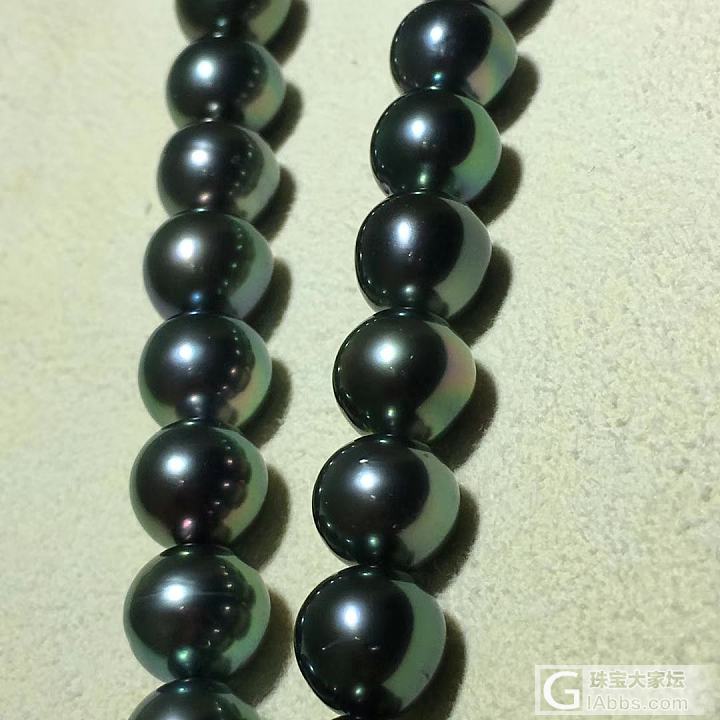 ⚠️新货‼️孔雀绿珠链‼️
8-11mm 很亮 微瑕 
 ‼️性价比超高的，现货不多，赶..._珍珠