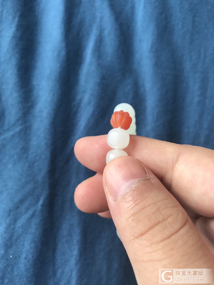 借新版水个红包_珠串和田玉