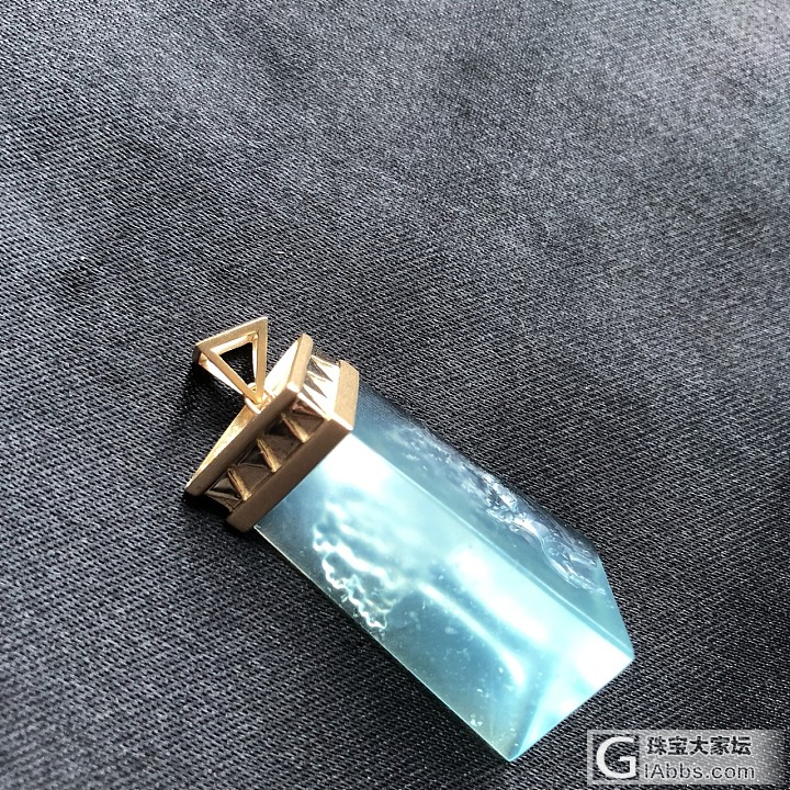 北欧传说。天青冻岫玉吊坠_岫岩玉设计