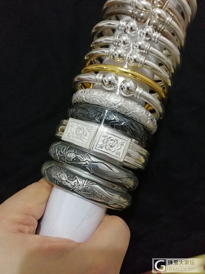 秀秀我的银镯全家福_手镯银