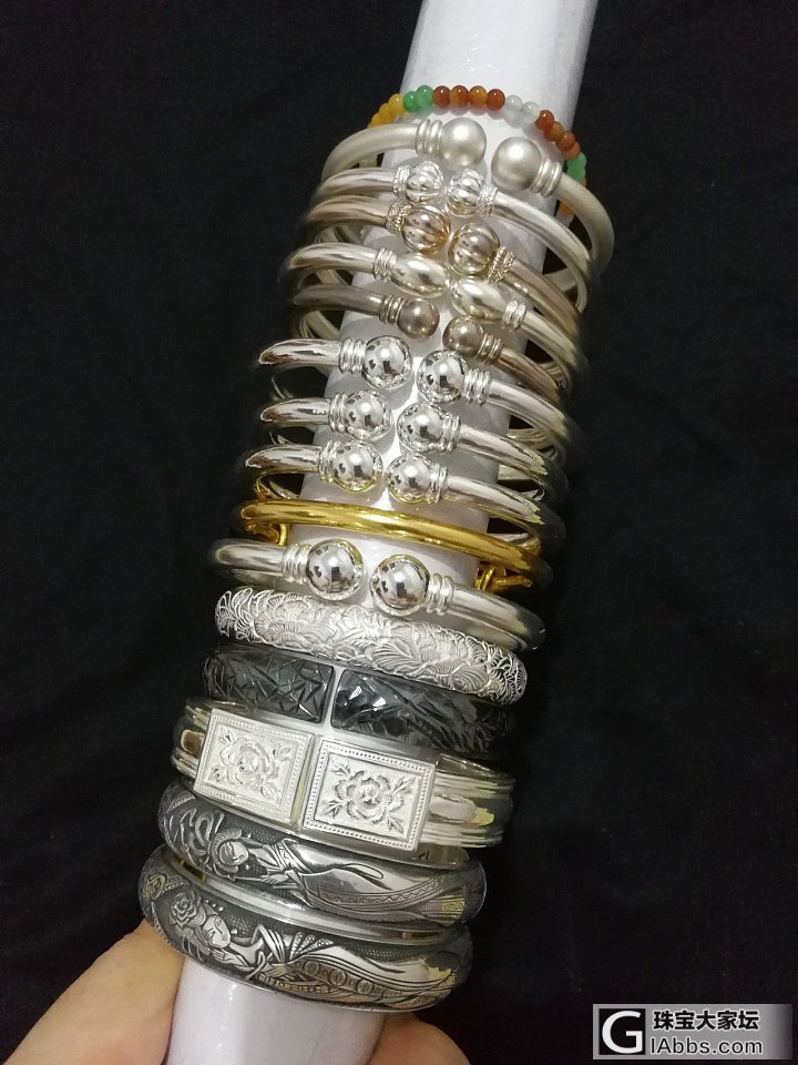 秀秀我的银镯全家福_手镯银