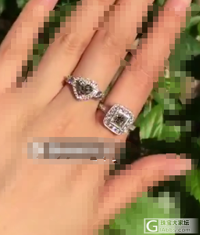 钻石在強光下，发黑，是什么原因呢？_戒指异形钻