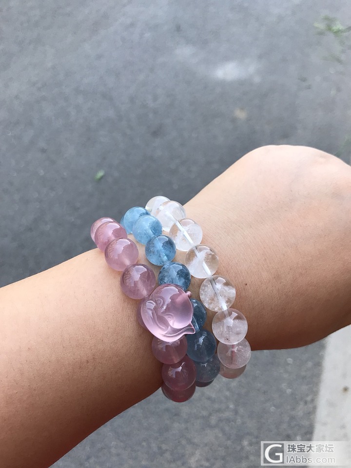 晒晒今天的左右手_手链水晶