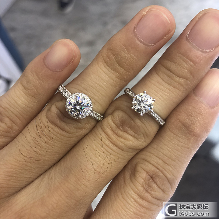 有懂行的大神发一下莫桑和钻石的切工区别吗？_莫桑石
