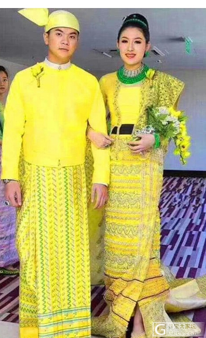 缅甸富豪给女儿办婚礼，从头绿到到脚，新娘穿拖鞋，花费5亿_贴图