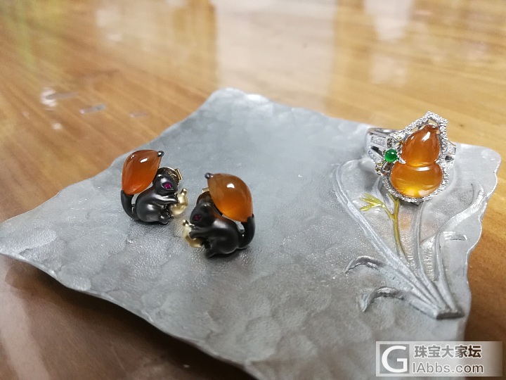 萌萌的芬达色_展会翡翠