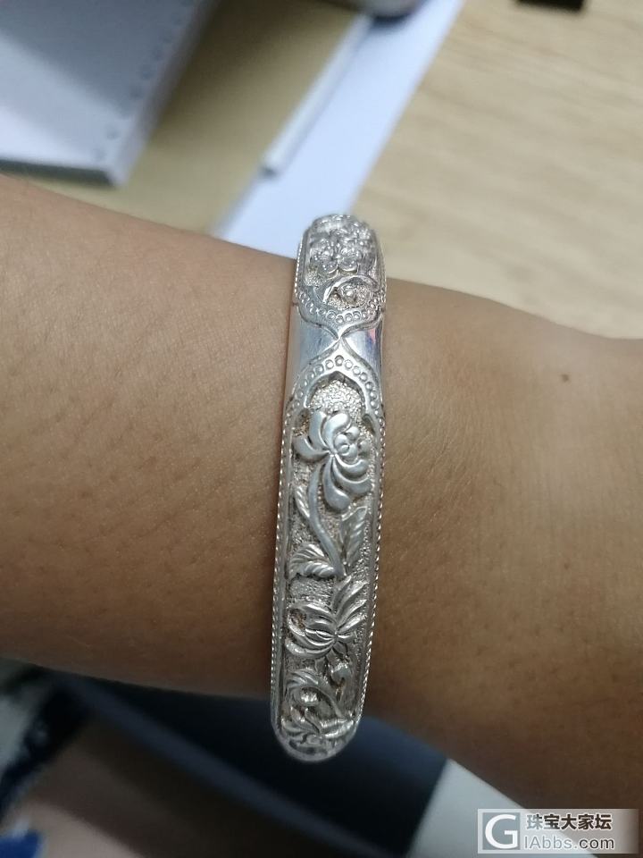 镯子放的发黄了只能煮吗？_手镯银