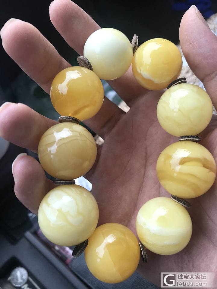 入坑文玩半年。。_琥珀蜜蜡文玩