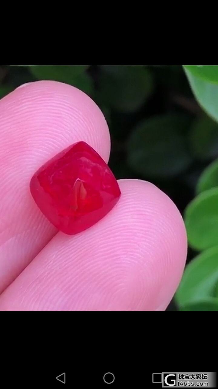 有没有带证书的马亨盖火焰红尖晶，类似这种特别红的寻个价_刻面宝石尖晶石