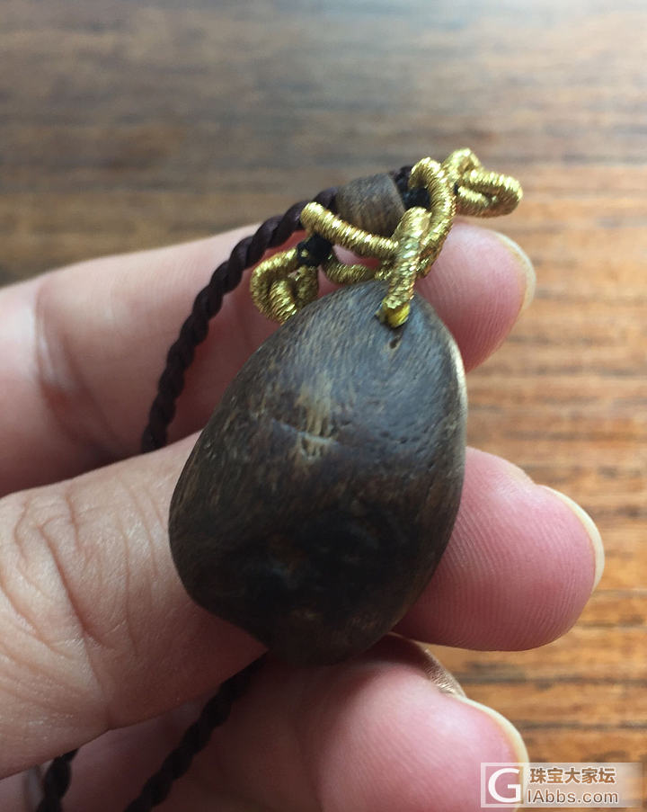 沉香请指点一一一_挂件沉香
