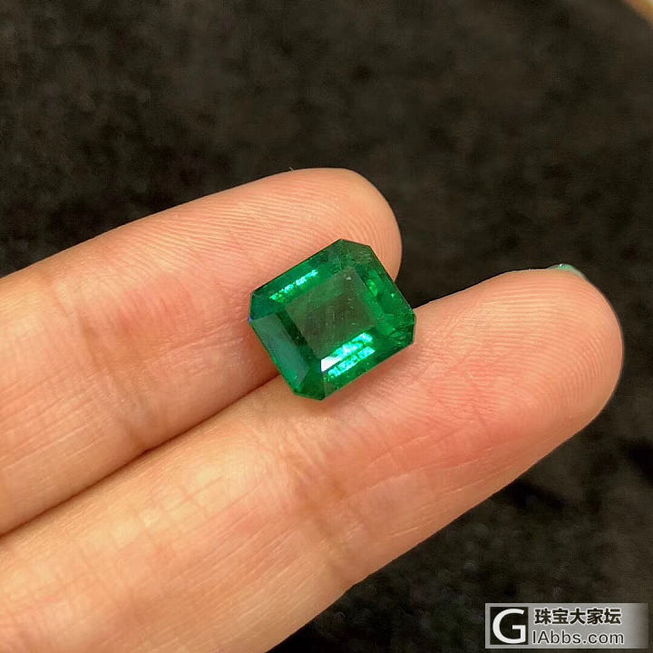 35ct极品沃顿绿,来自赞比亚的玻璃体精品