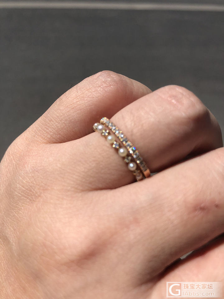 普通的珍珠戒指和钻石戒指的叠戴_搭配珍珠