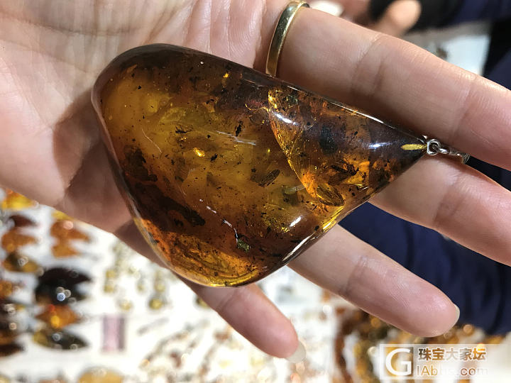分享些欧洲古董珠宝展上难得一见的宝贝们_古董首饰