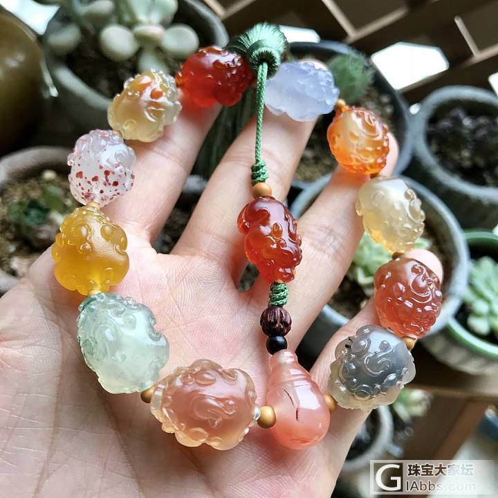 纯嘚瑟。_珠串玉髓玛瑙