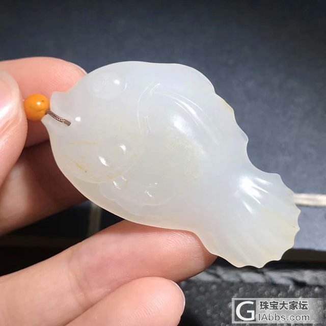 【德品玉斋】：国庆特惠新疆和田籽料挂件【多宝鱼】！_和田玉