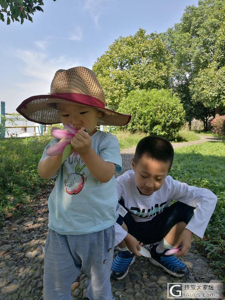 银珠配南红手串_珠串编绳