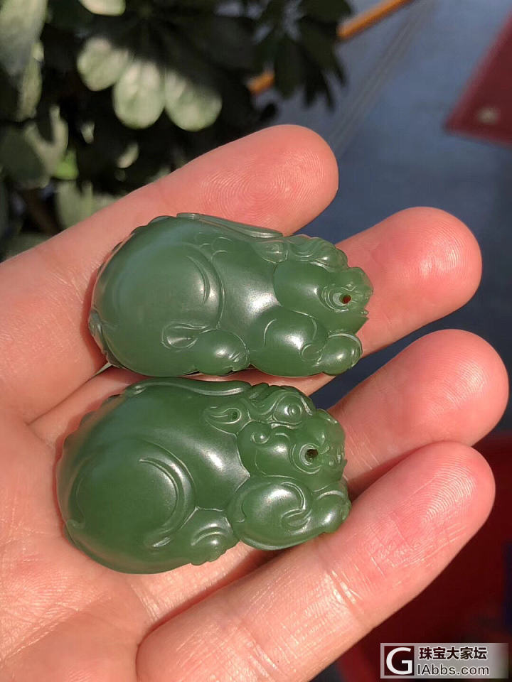 和田玉碧玉貔貅，顶端货，颜色属于碧玉的阳绿，密度又细，精工细作，2.5/4.5/..._挂件和田玉