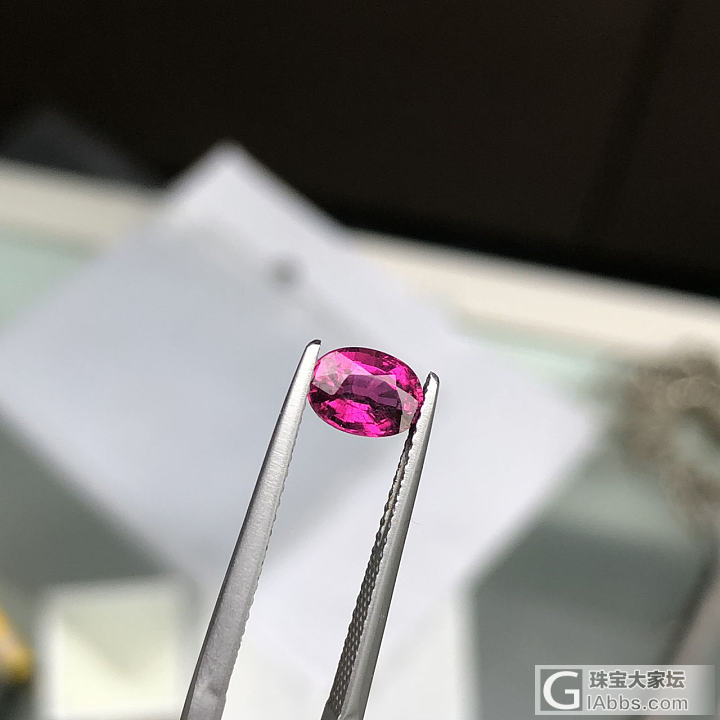 0.92克拉 rubelite 完美滴小石头_刻面宝石彩色宝石