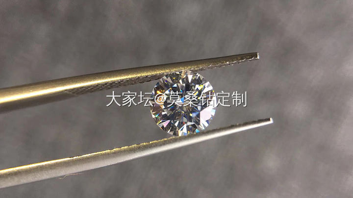 配货_莫桑石