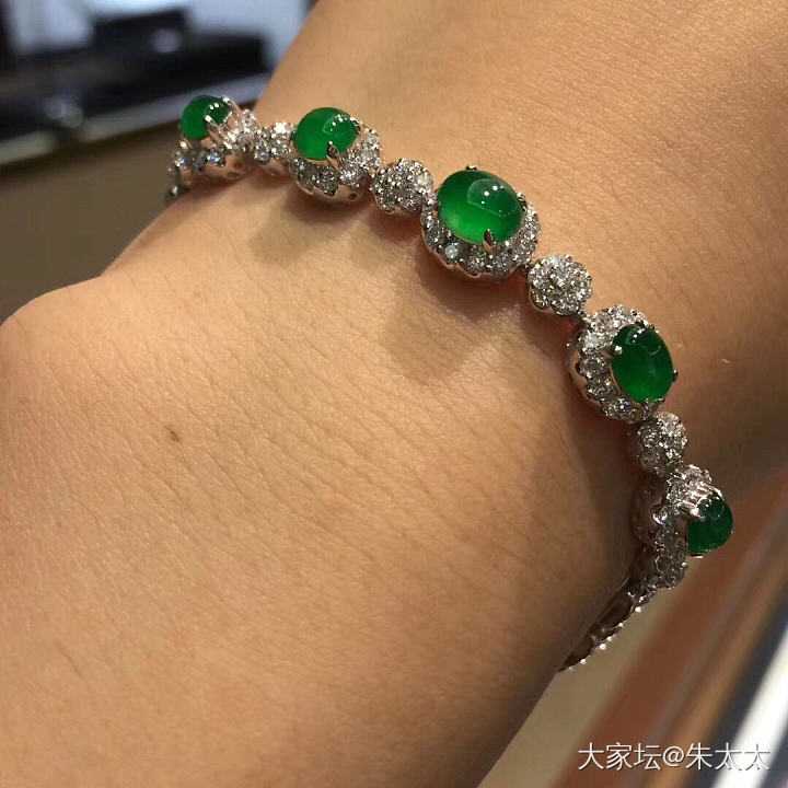 这能看到多少？_耳坠手链翡翠