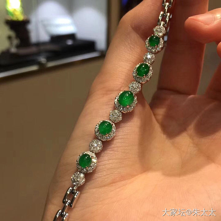 这能看到多少？_耳坠手链翡翠