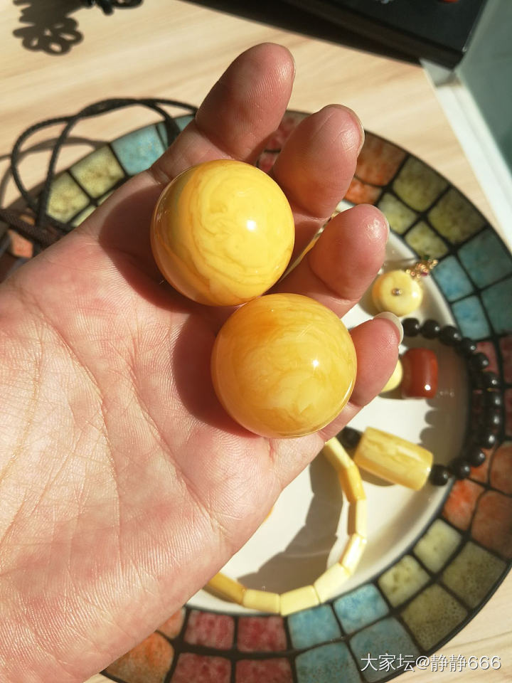 今天的一盘子_手排珠串挂件琥珀蜜蜡