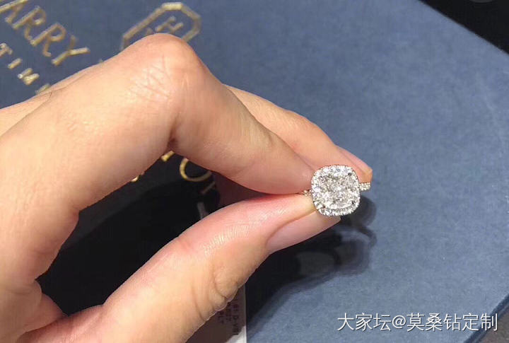 款式安利_莫桑石