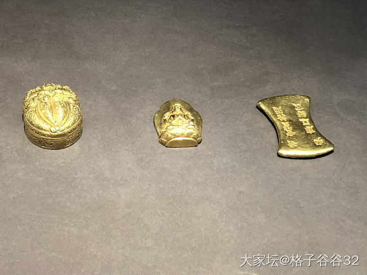 艺术文化展，啥都看不懂，最爱暴力黄！！_古董首饰金