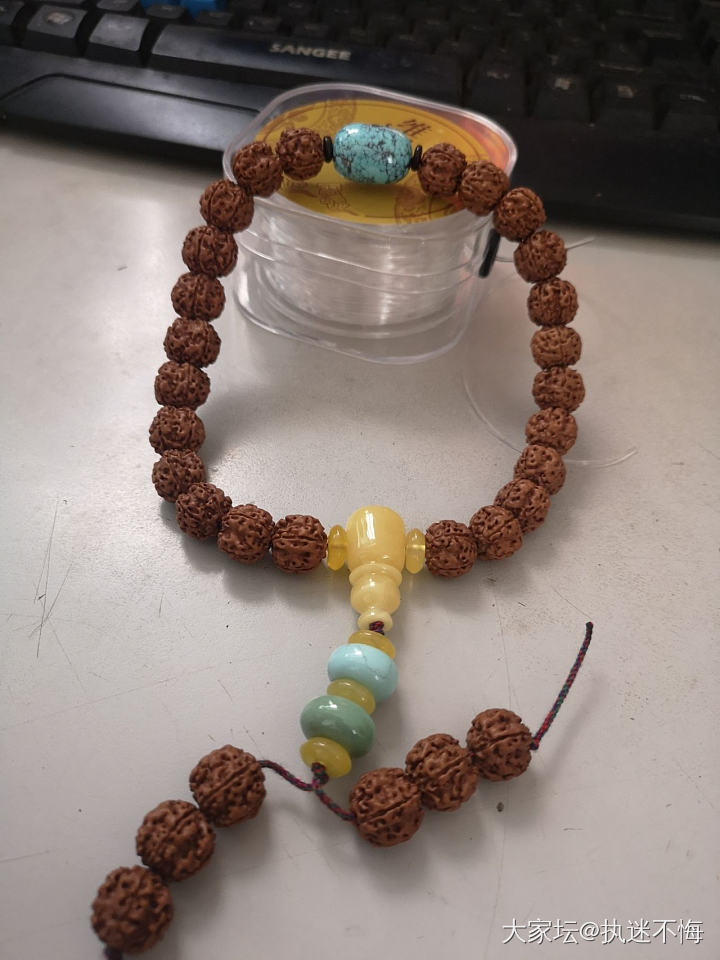 天天就爱瞎折腾_珠串核桃菩提子琥珀蜜蜡
