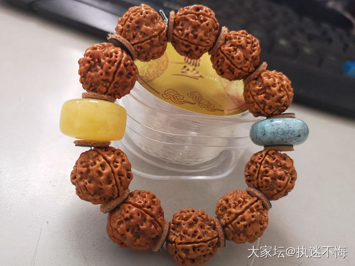 天天就爱瞎折腾_珠串核桃菩提子琥珀蜜蜡