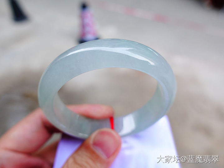 这个翡翠手镯坛友能看多少钱？_手镯翡翠