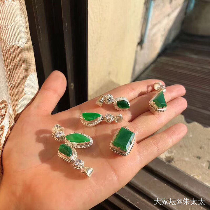 这种值得买吗？_戒面翡翠